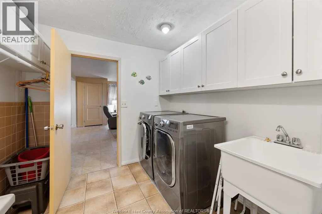 10780 ST. CLAIR ROAD