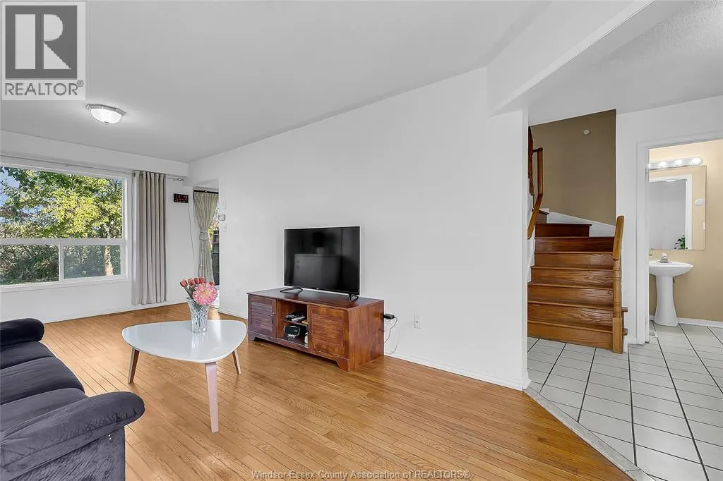 948 LEMONWOOD