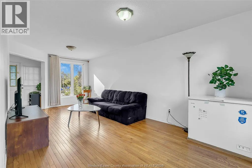 948 LEMONWOOD