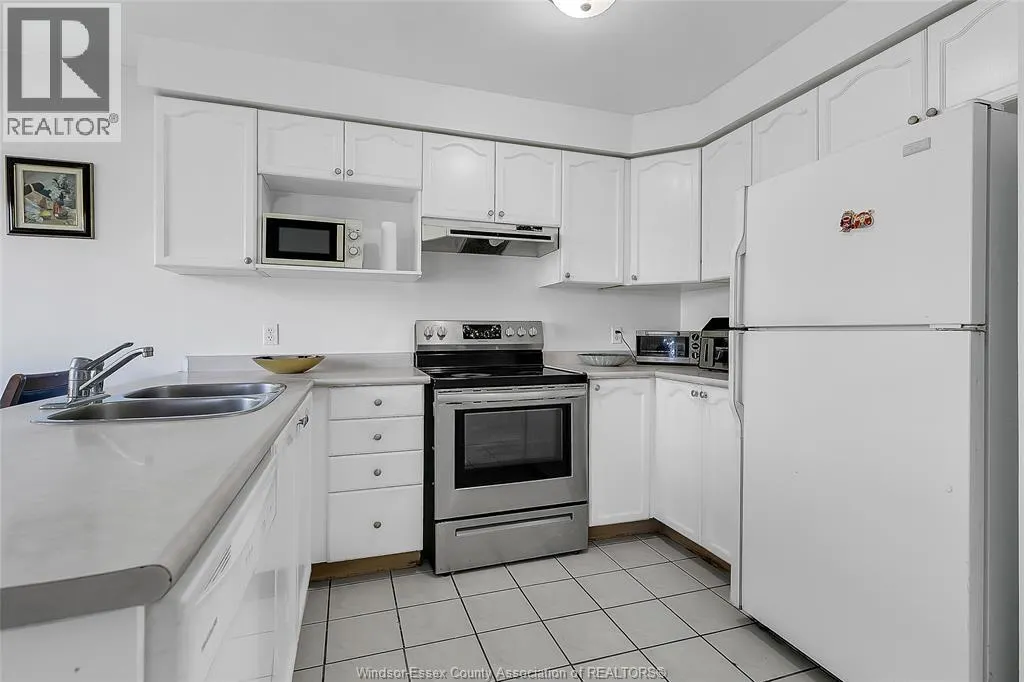 948 LEMONWOOD