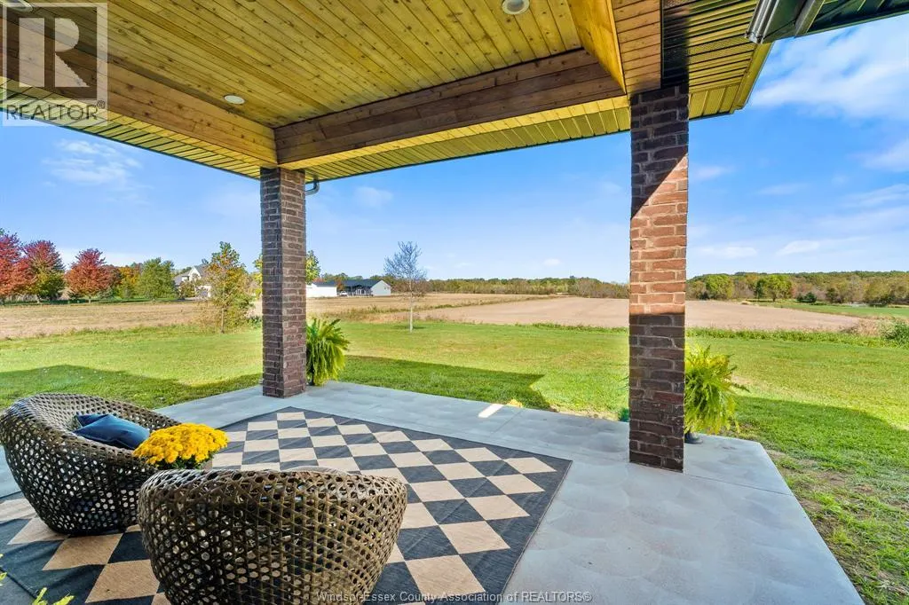 4824 Concession 4 ROAD East