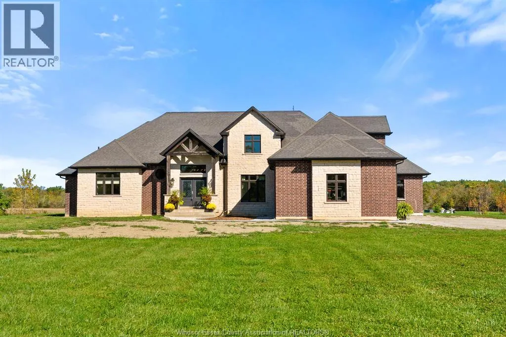 4824 Concession 4 ROAD East