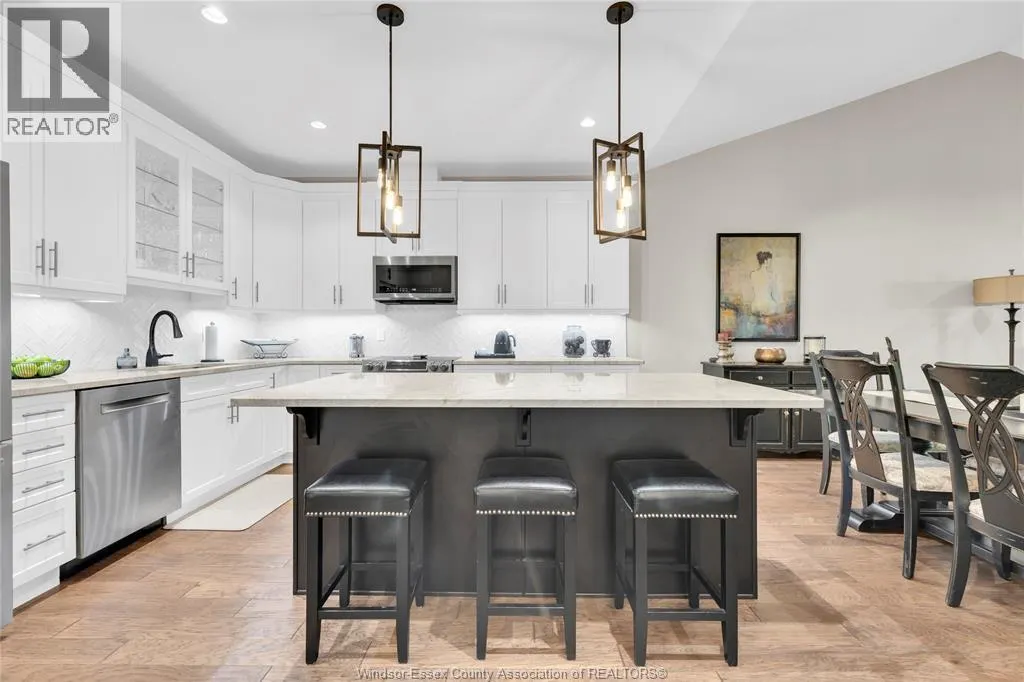 57 RED OAK CRESCENT