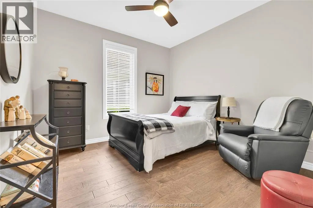 57 RED OAK CRESCENT