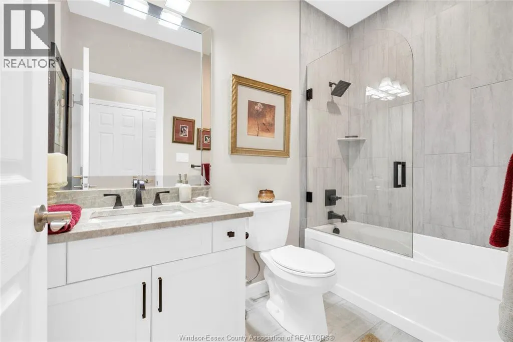 57 RED OAK CRESCENT