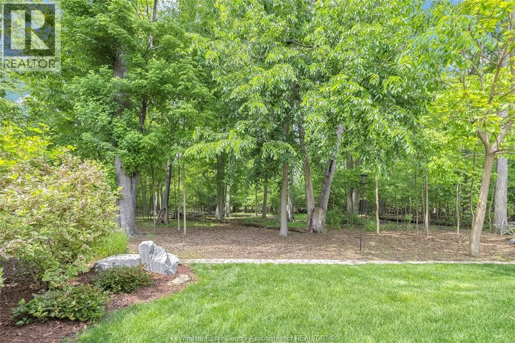 57 RED OAK CRESCENT
