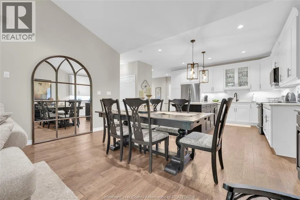57 RED OAK CRESCENT
