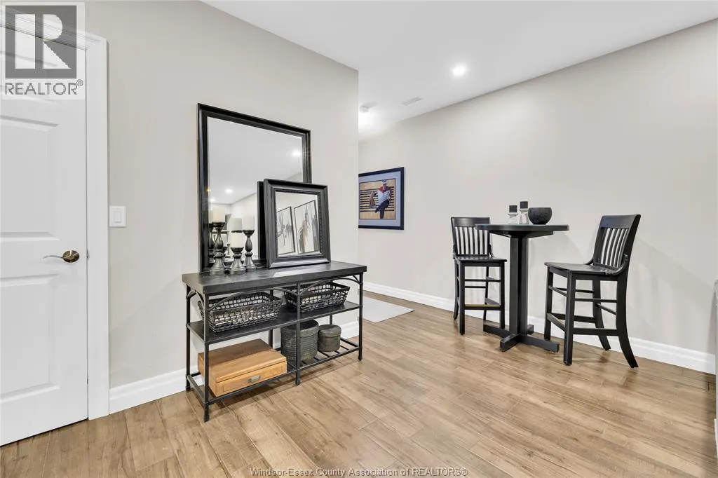 57 RED OAK CRESCENT
