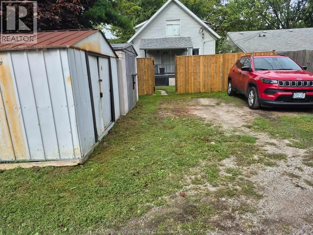 3529 QUEEN STREET Unit# 2