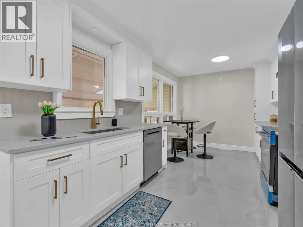 3518 WOODLAND AVENUE