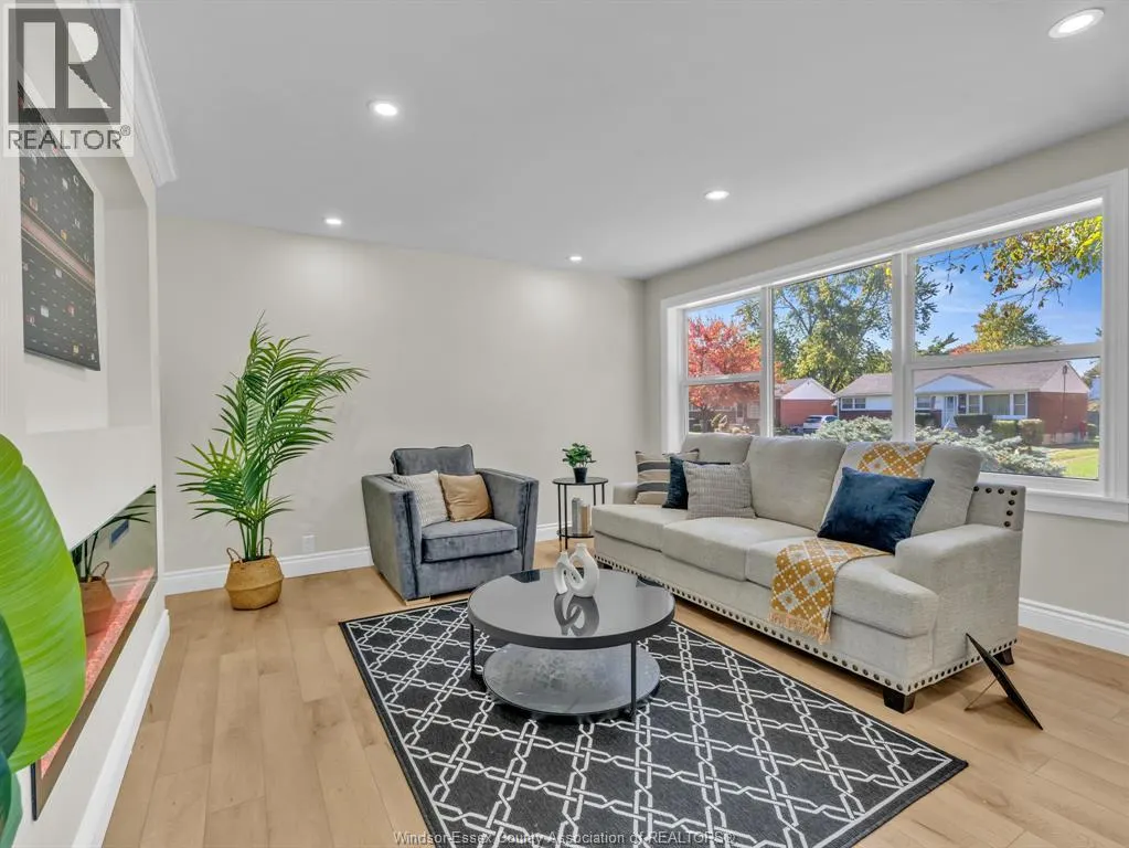3518 WOODLAND AVENUE