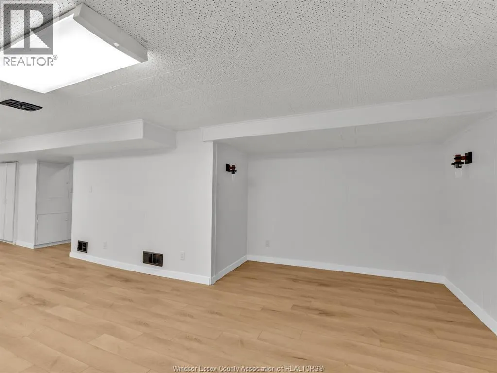 3518 WOODLAND AVENUE