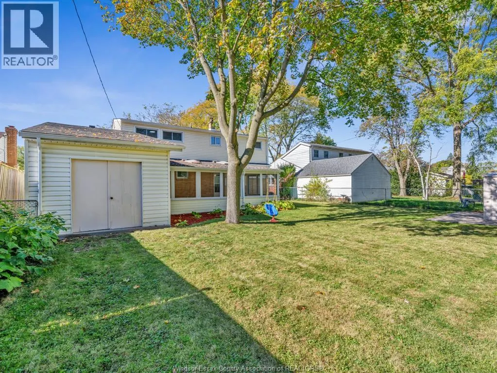 3518 WOODLAND AVENUE