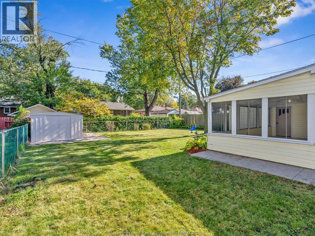 3518 WOODLAND AVENUE