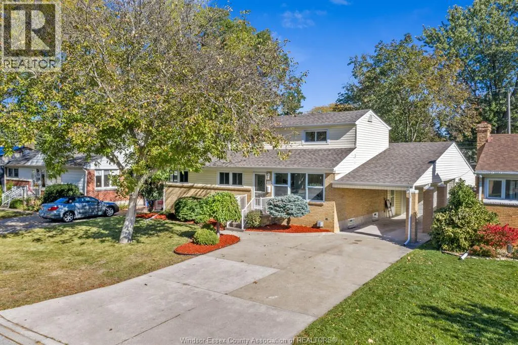 3518 WOODLAND AVENUE