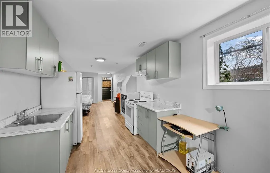 1537 LANGLOIS AVENUE Unit# LOWER