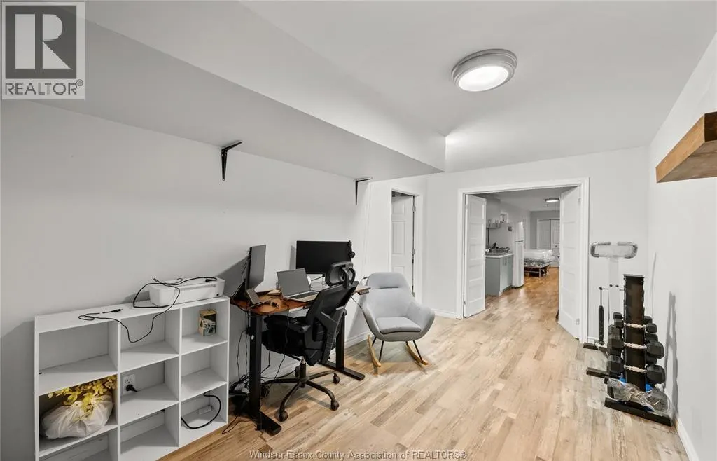 1537 LANGLOIS AVENUE Unit# LOWER
