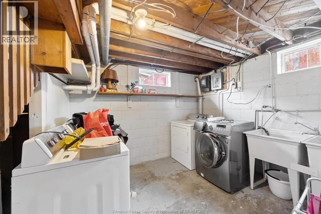 2417 DANDURAND