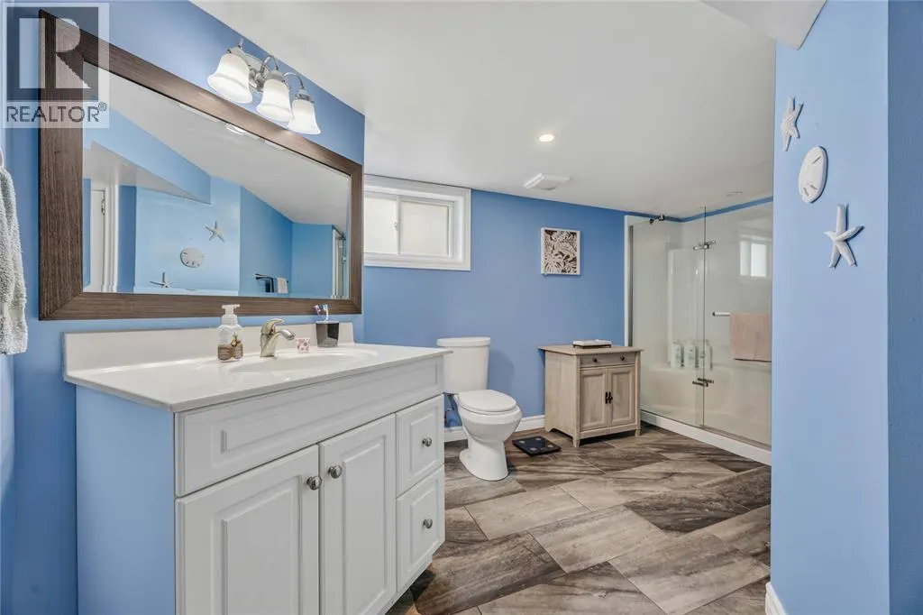 266 Clairwood CRESCENT
