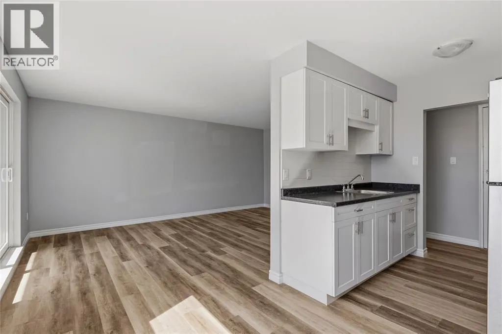 950 Eastlawn AVENUE Unit# 10, 22, 29