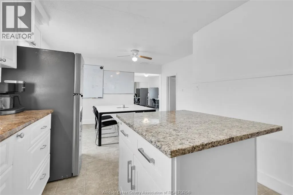 9572 TECUMSEH ROAD