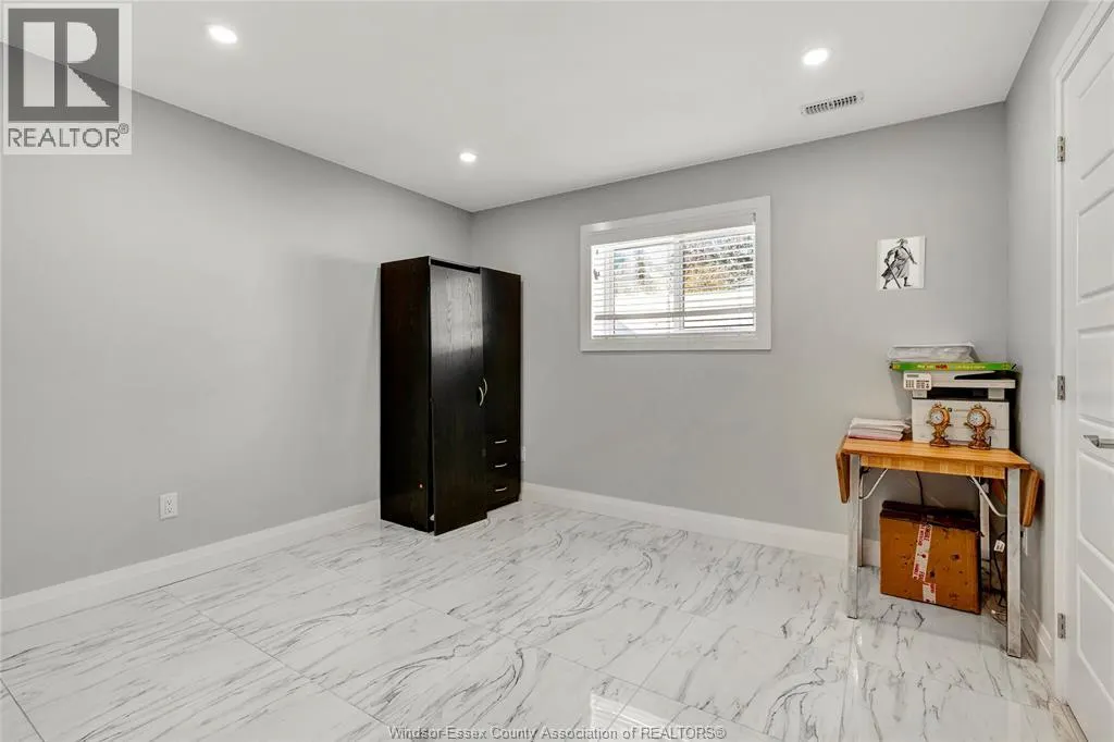 4015 SIXTH CONCESSION
