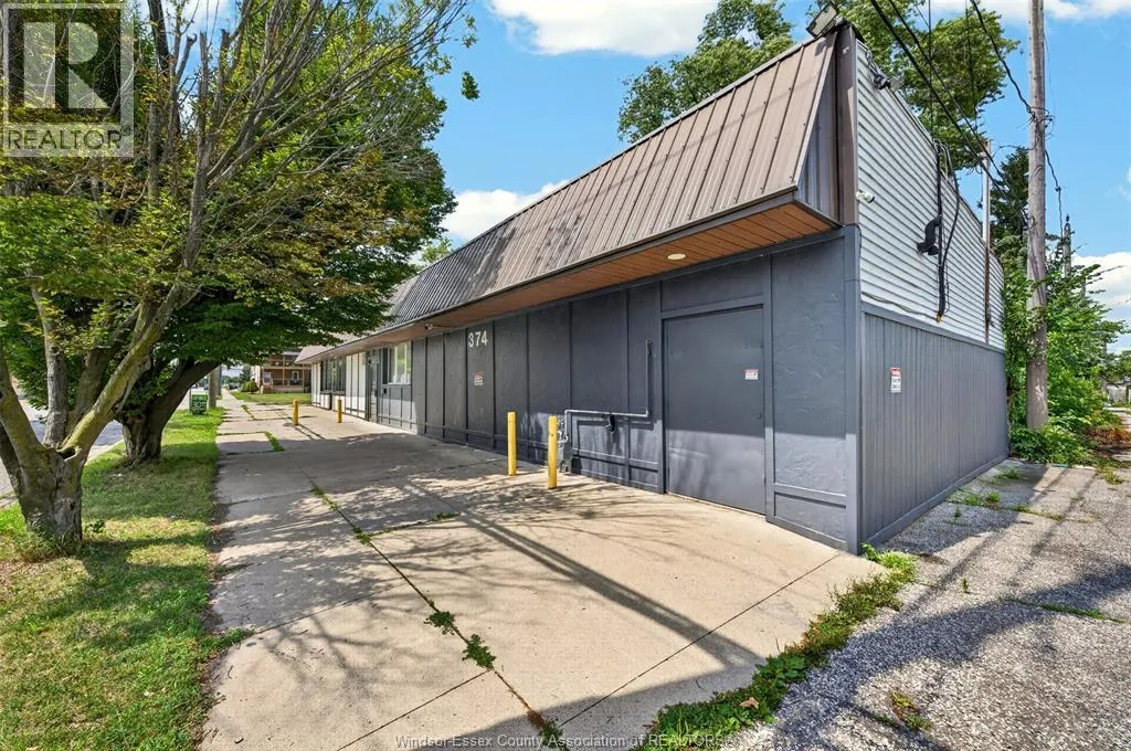 358-374 SHEPHERD STREET West