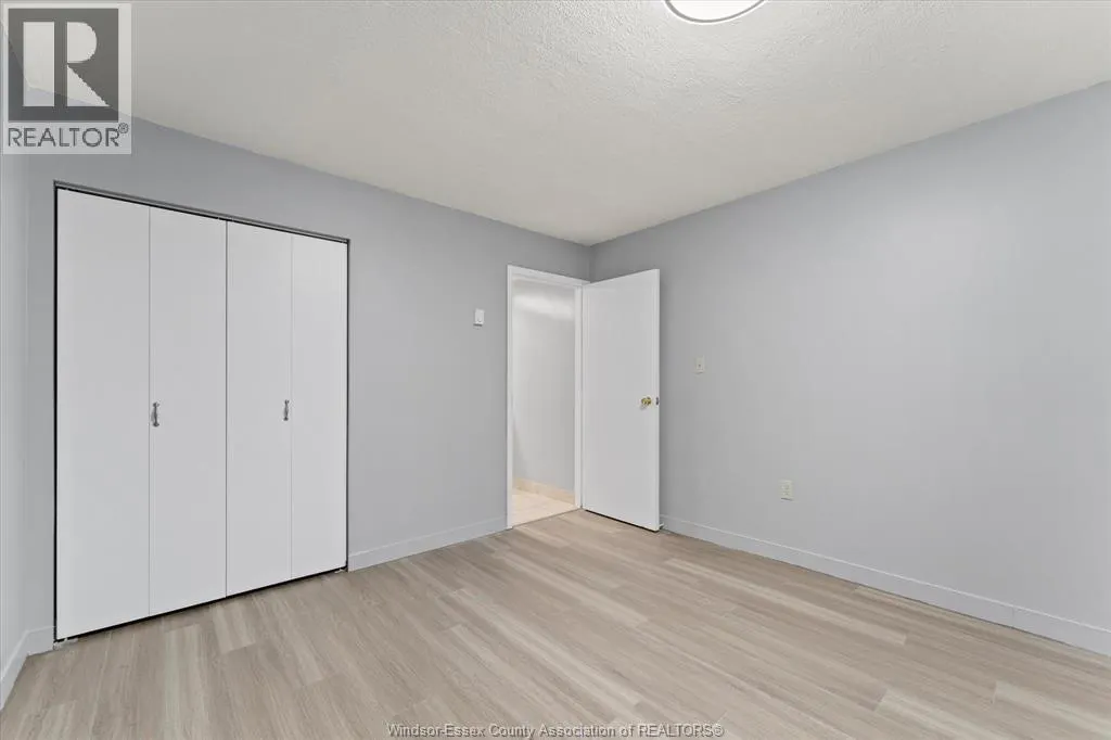 1160 HOWARD Unit# 104