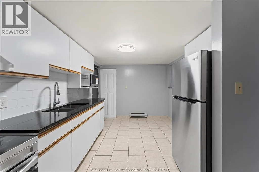 1160 HOWARD Unit# 104