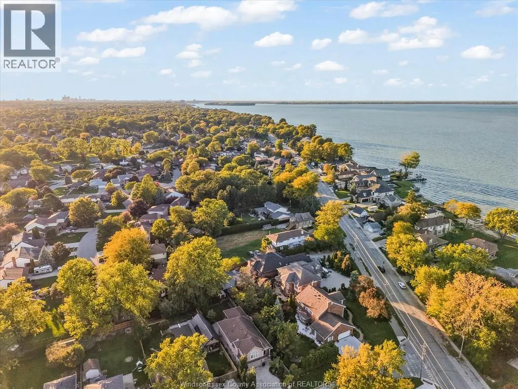 13231-33 Riverside DRIVE East