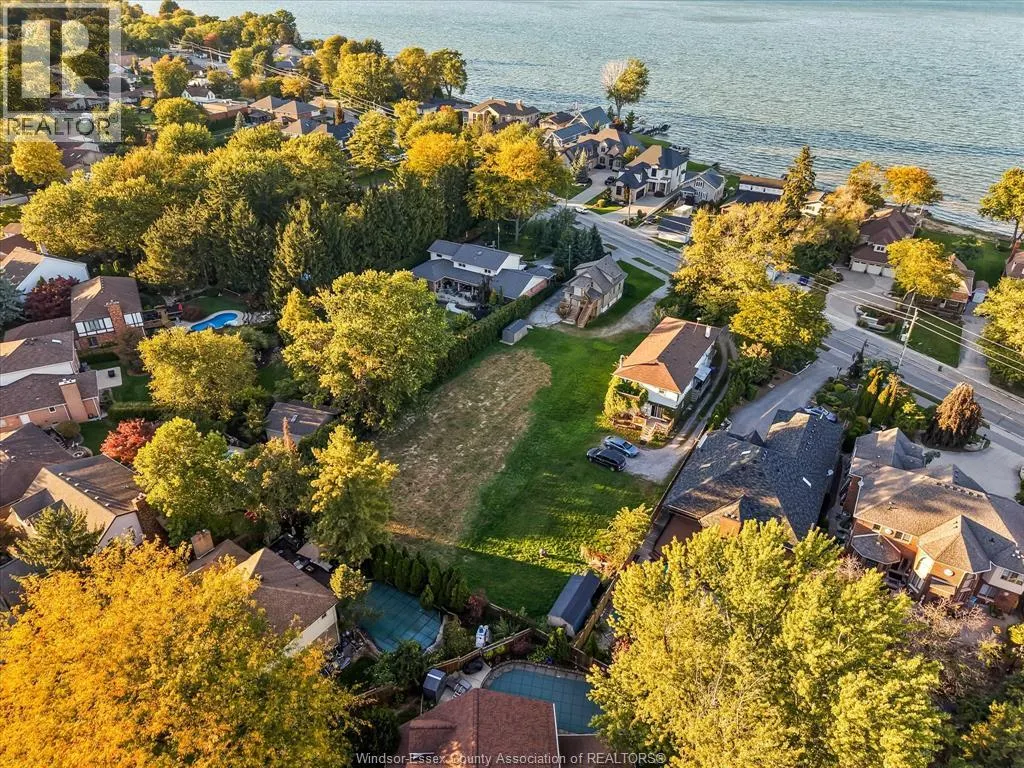 13231-33 Riverside DRIVE East