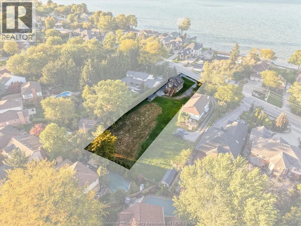 13231-33 Riverside DRIVE East