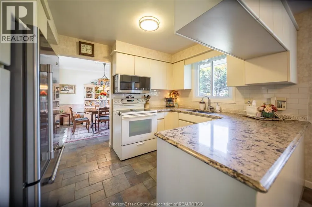 142 JEFFREY PLACE