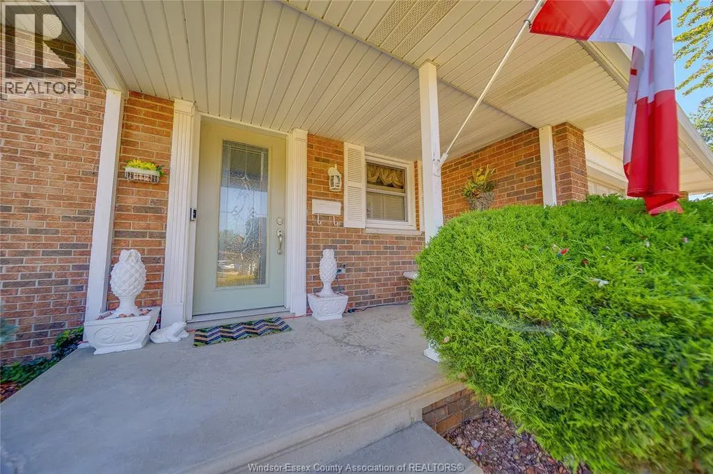 142 JEFFREY PLACE