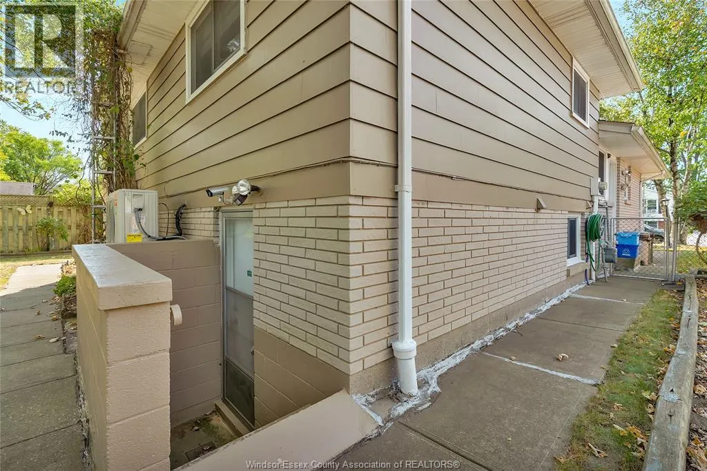 2664 RIVARD