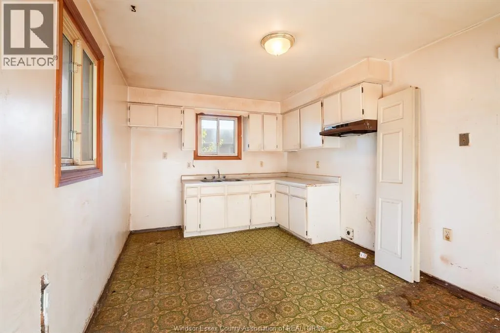271 BRIEN AVENUE West