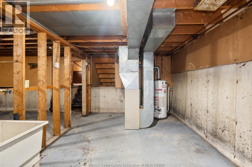 271 BRIEN AVENUE West