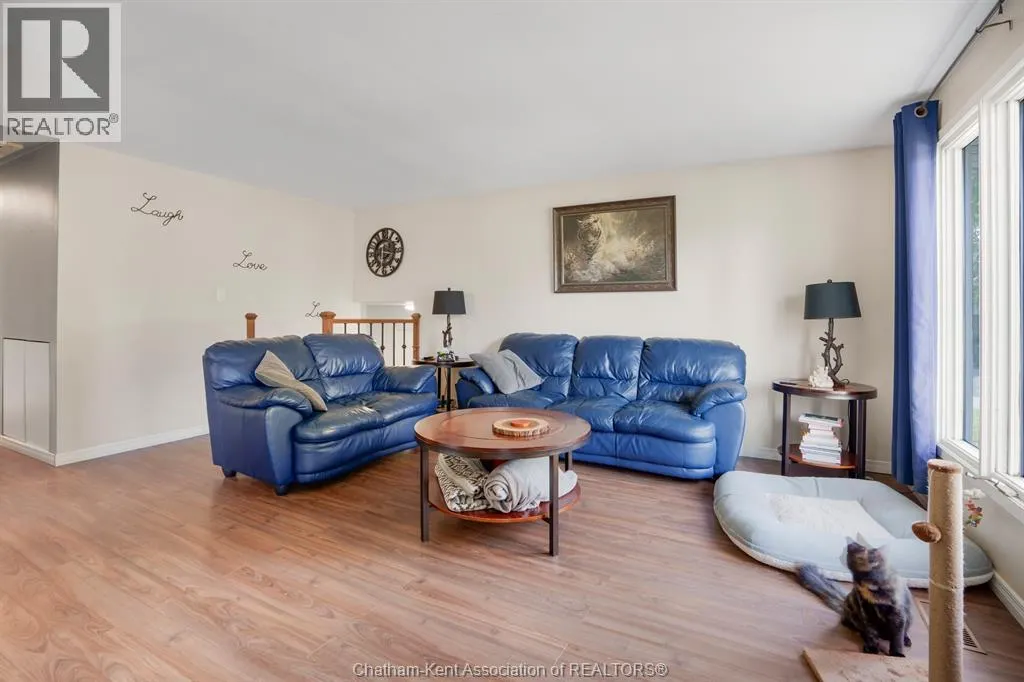 11 Duff CRESCENT
