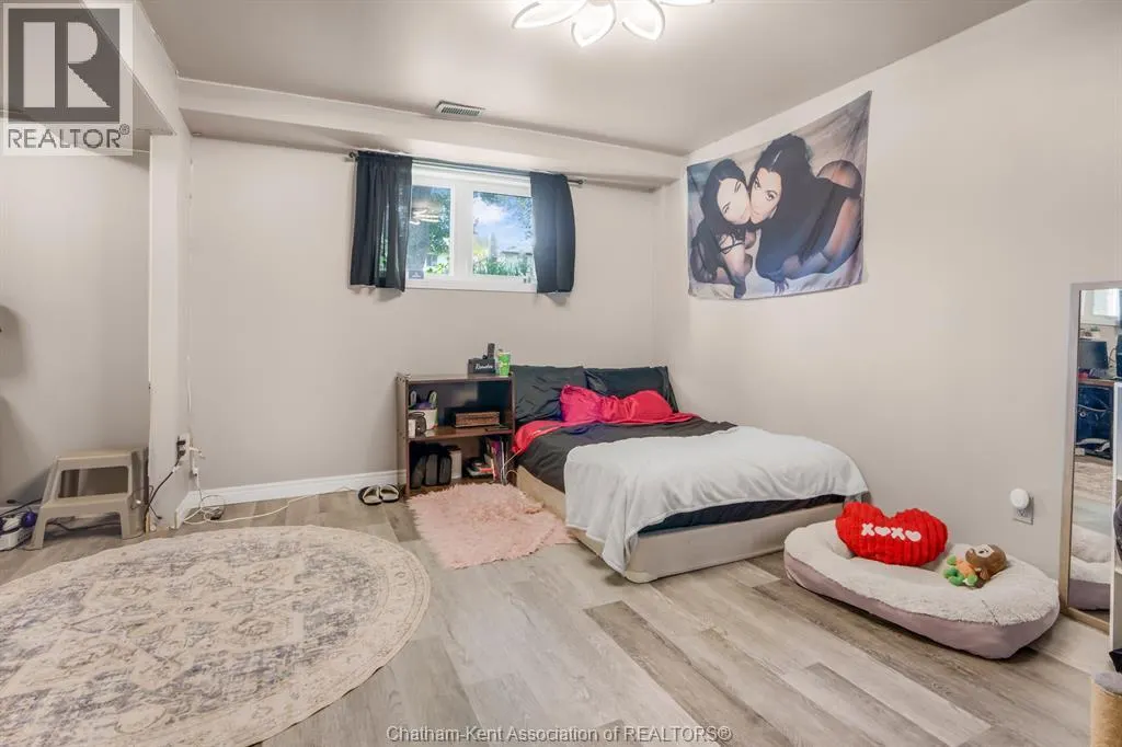11 Duff CRESCENT