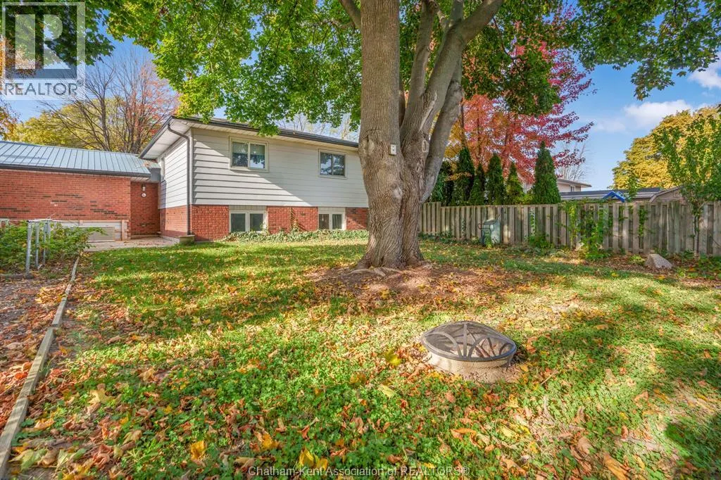 11 Duff CRESCENT