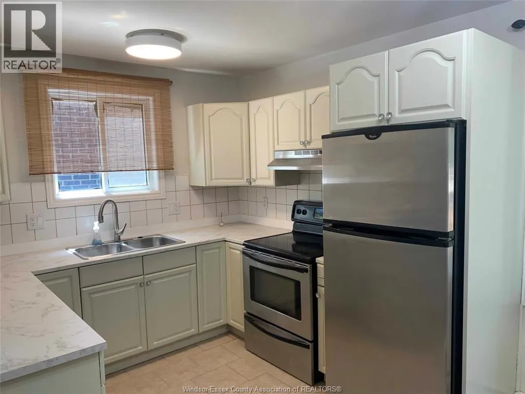1340 COTTAGE PLACE