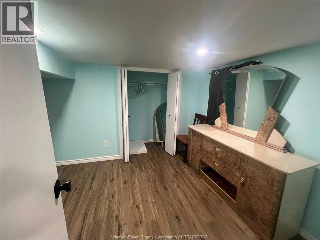 2264 HOWARD #BASEMENT