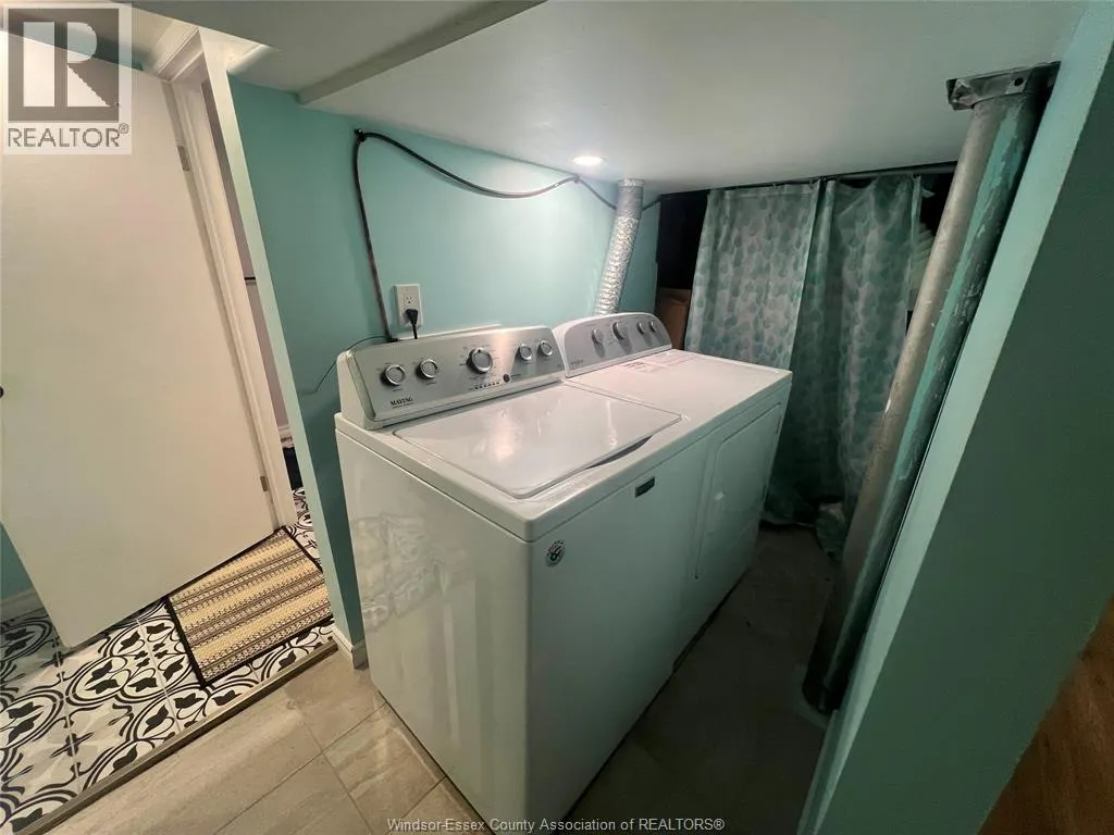 2264 HOWARD #BASEMENT