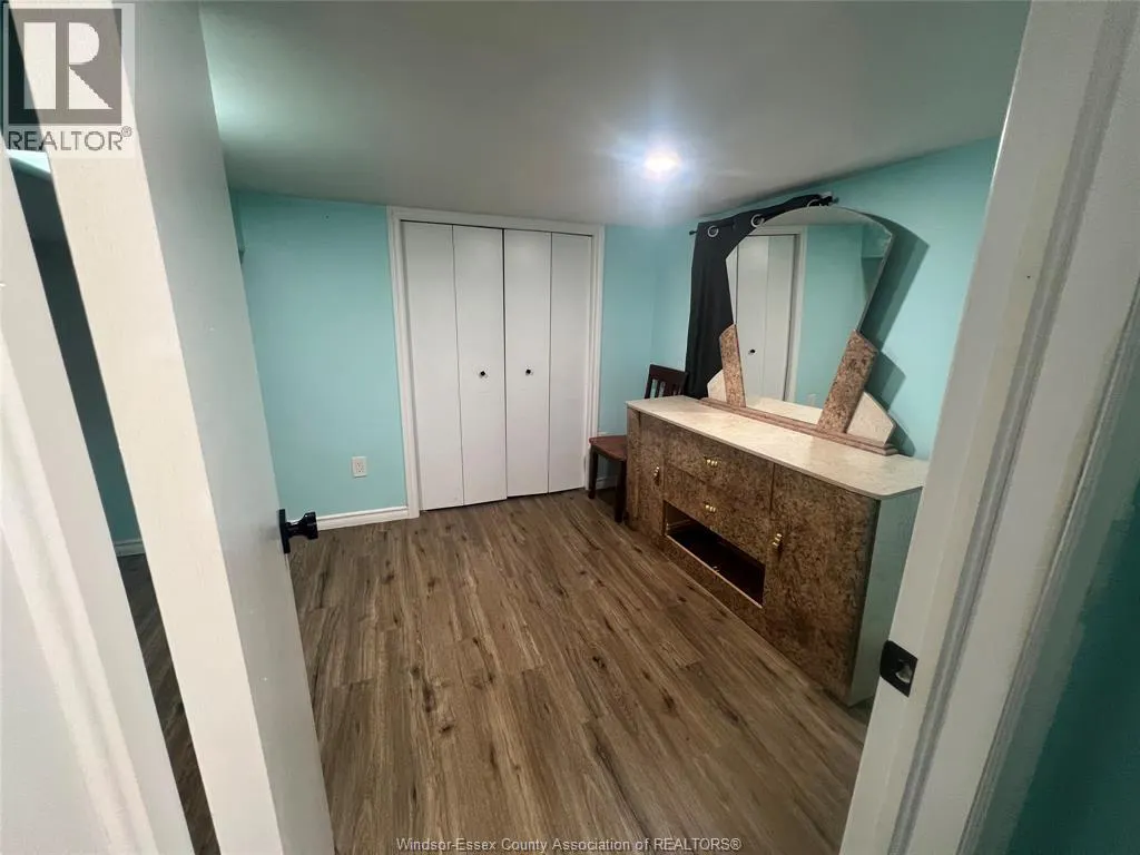 2264 HOWARD #BASEMENT