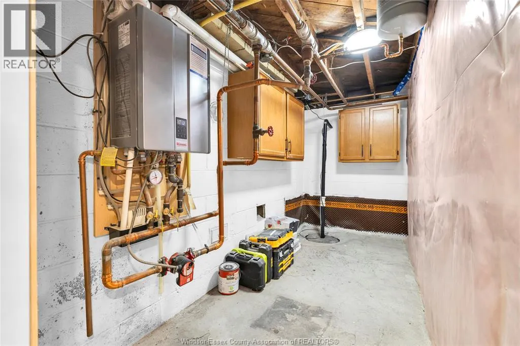 7565 St. Rose