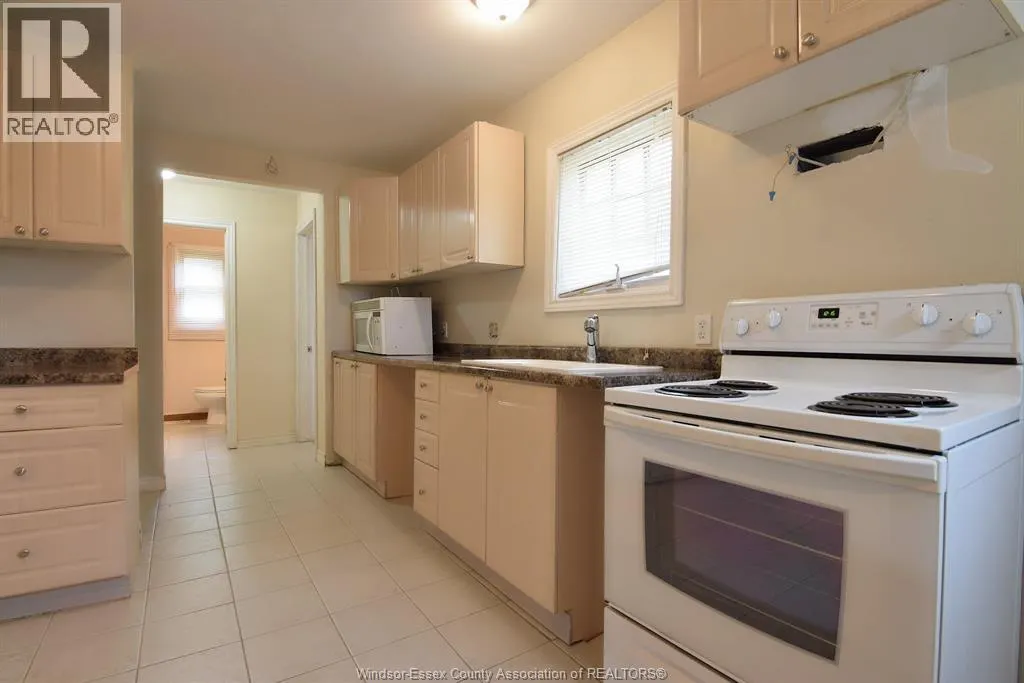 825 BRANT