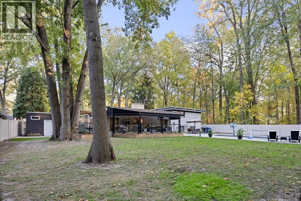 1275 TANGLEWOOD