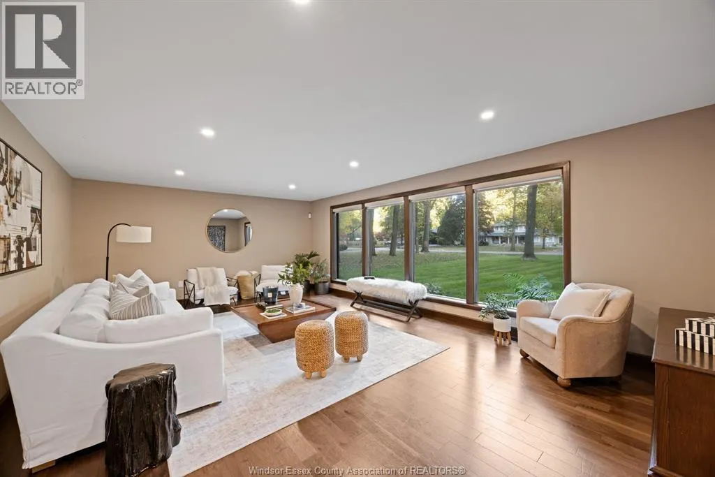 1275 TANGLEWOOD