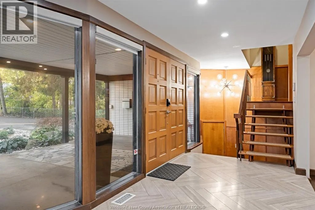 1275 TANGLEWOOD