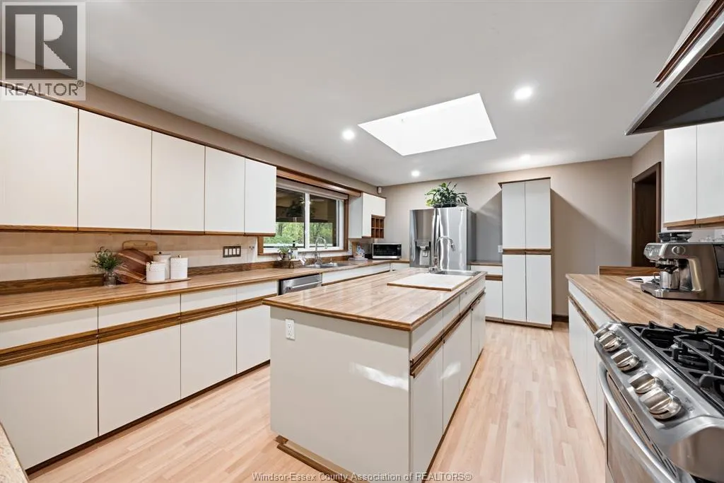 1275 TANGLEWOOD